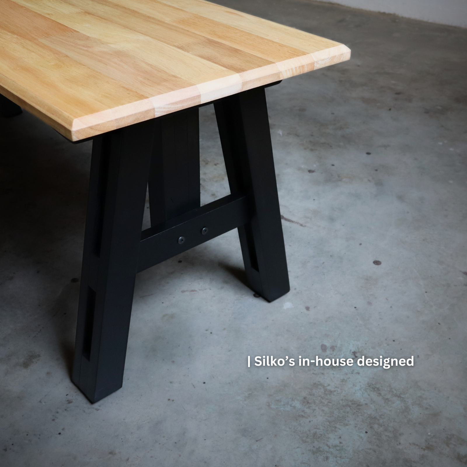 Silko Bench