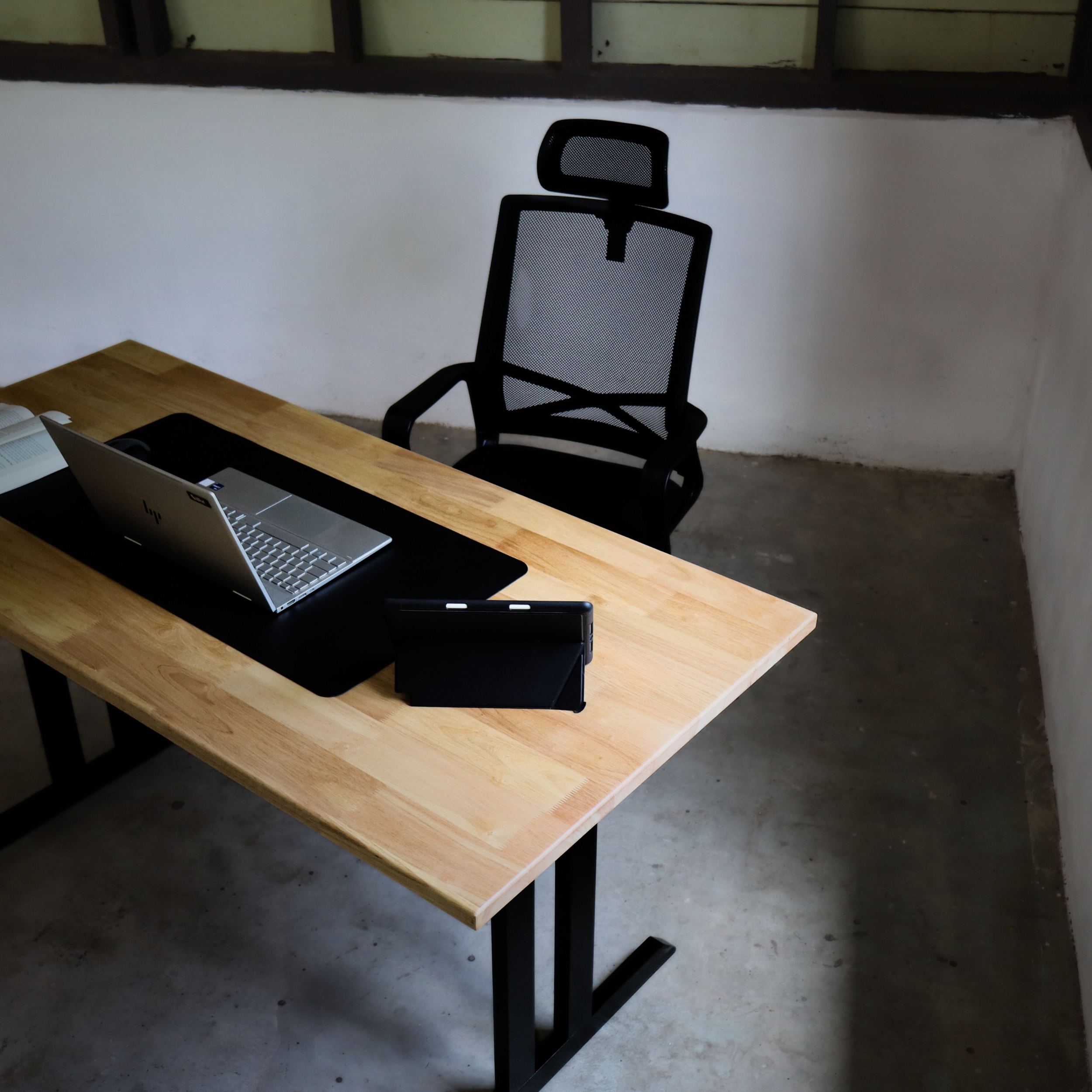 ITZEL Table
