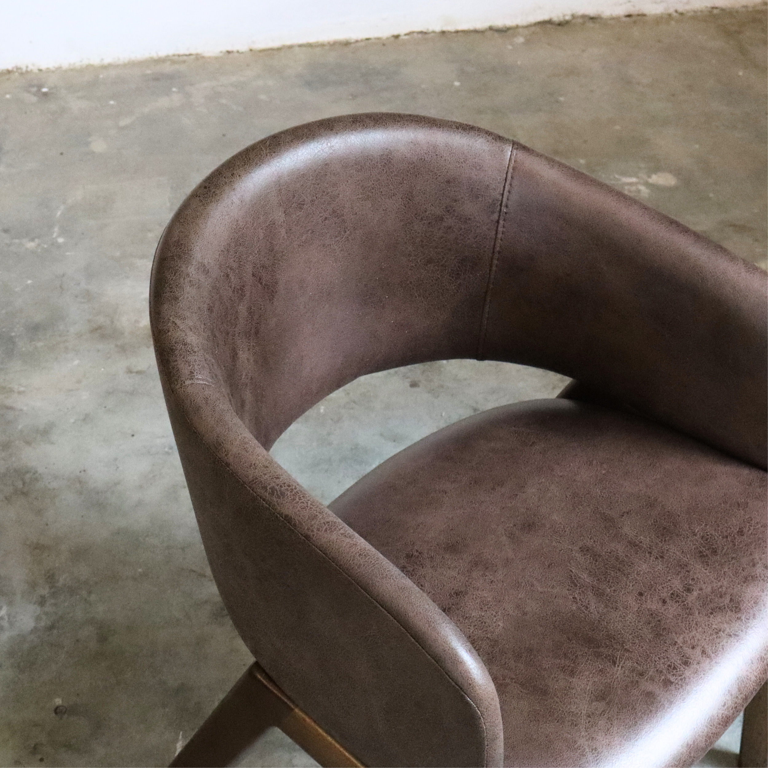 LINA Chair (Pre-order)
