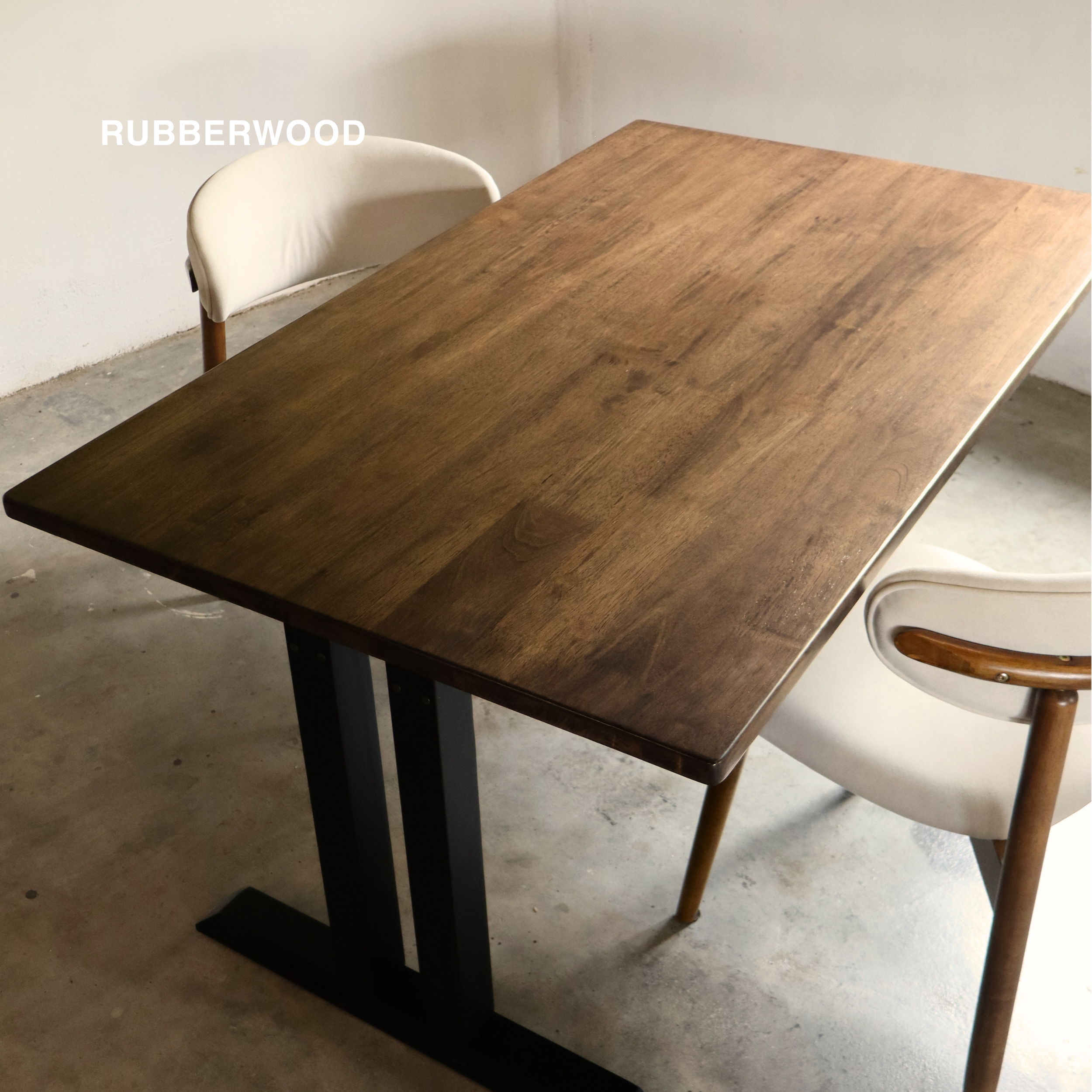 ITZEL Dining Table