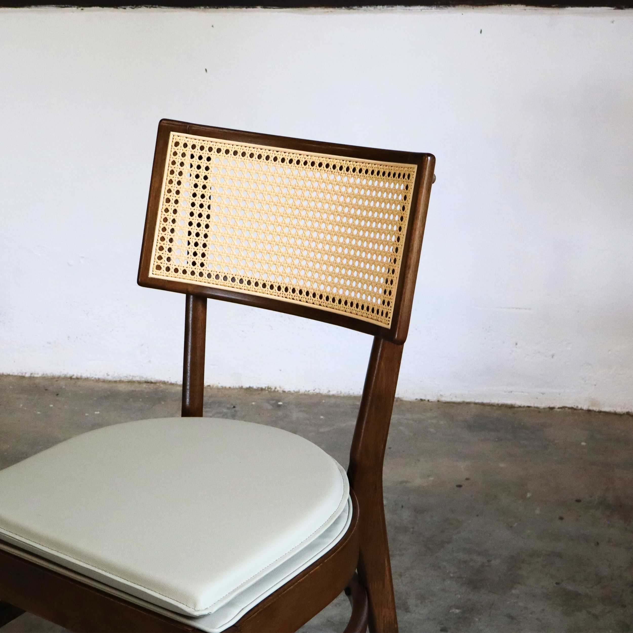 JOY Chair (Pre-order)