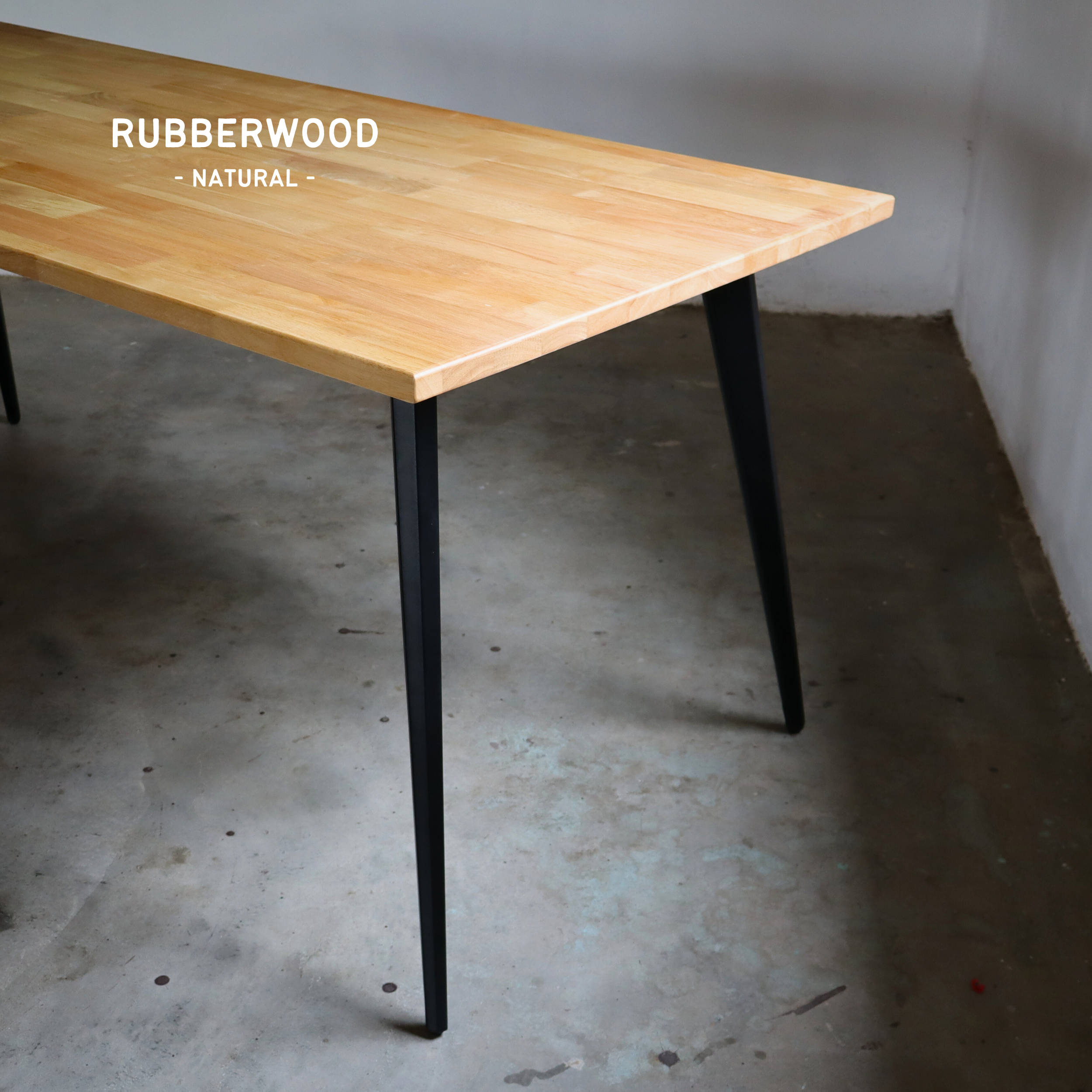 AVERY Table