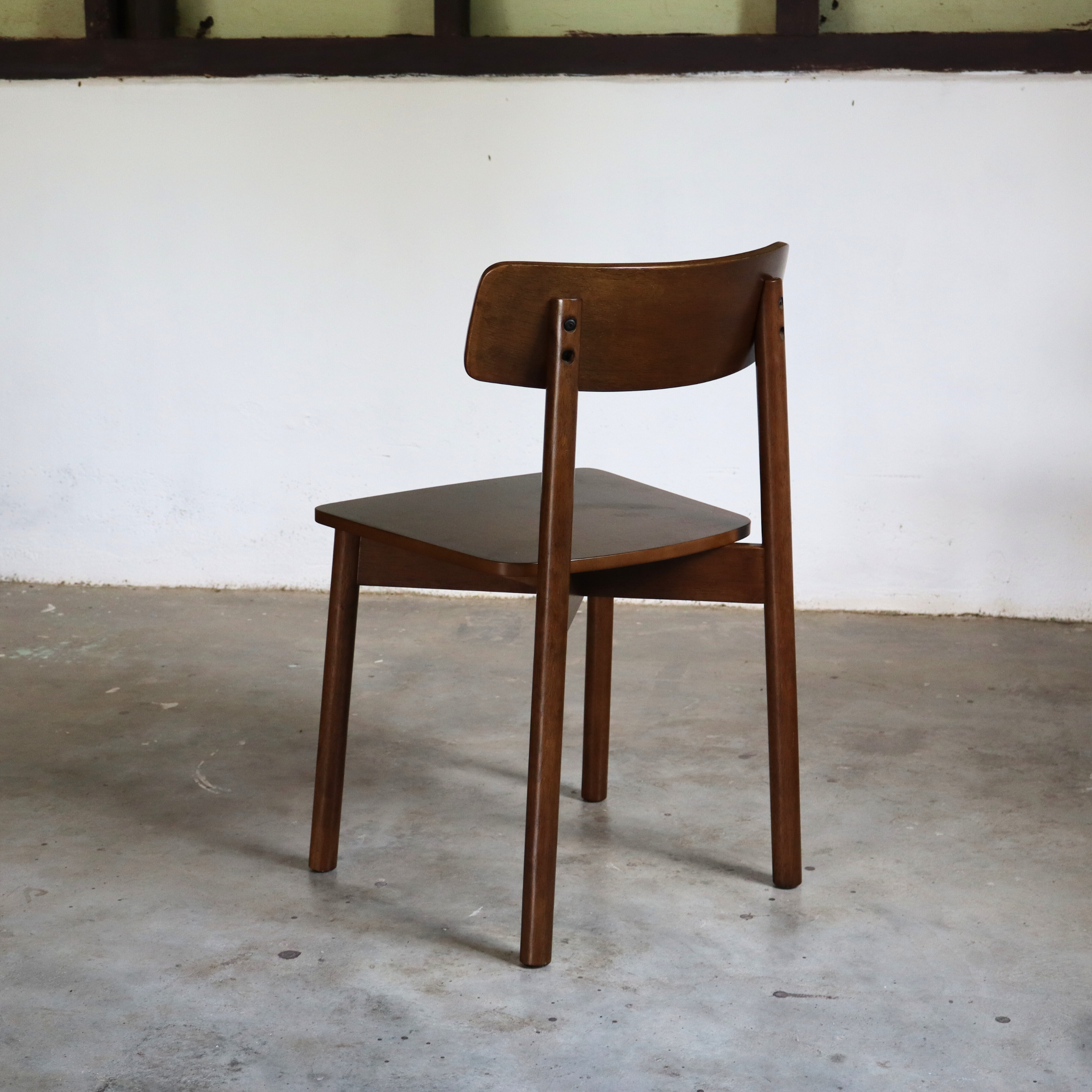 KOMO Chair