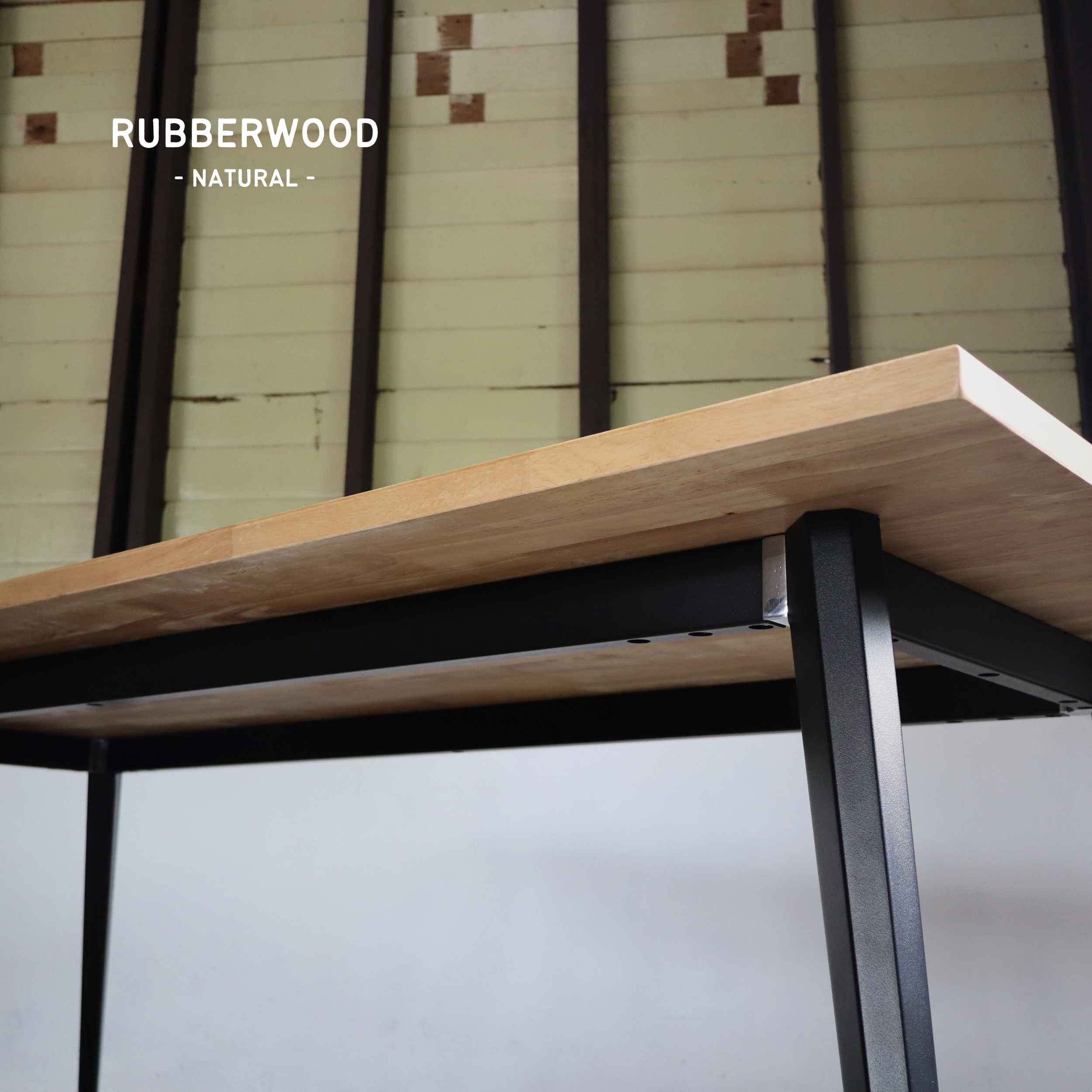 AVERY Table