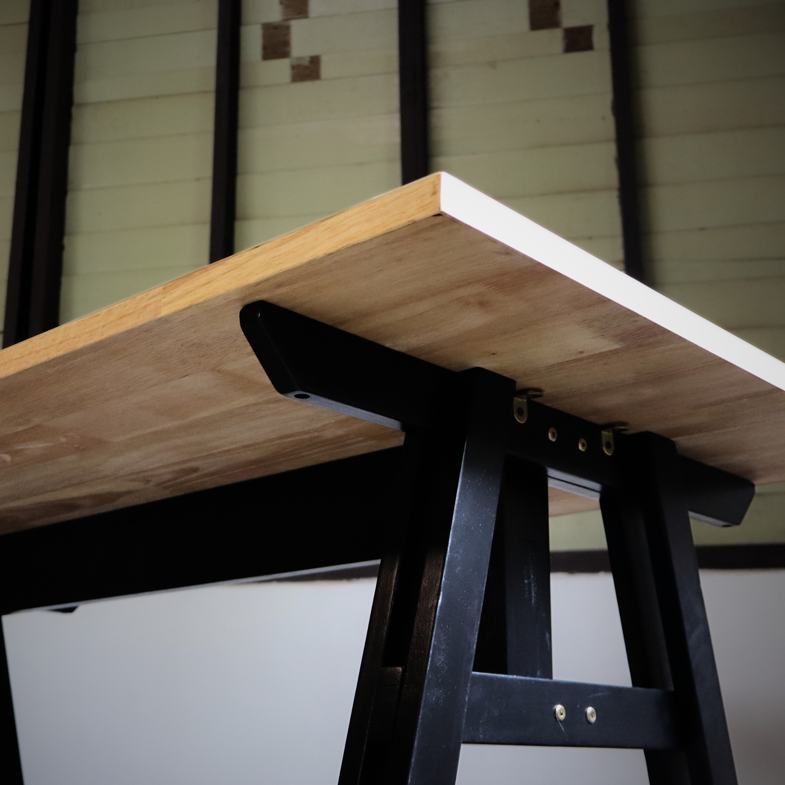 SILKO Table