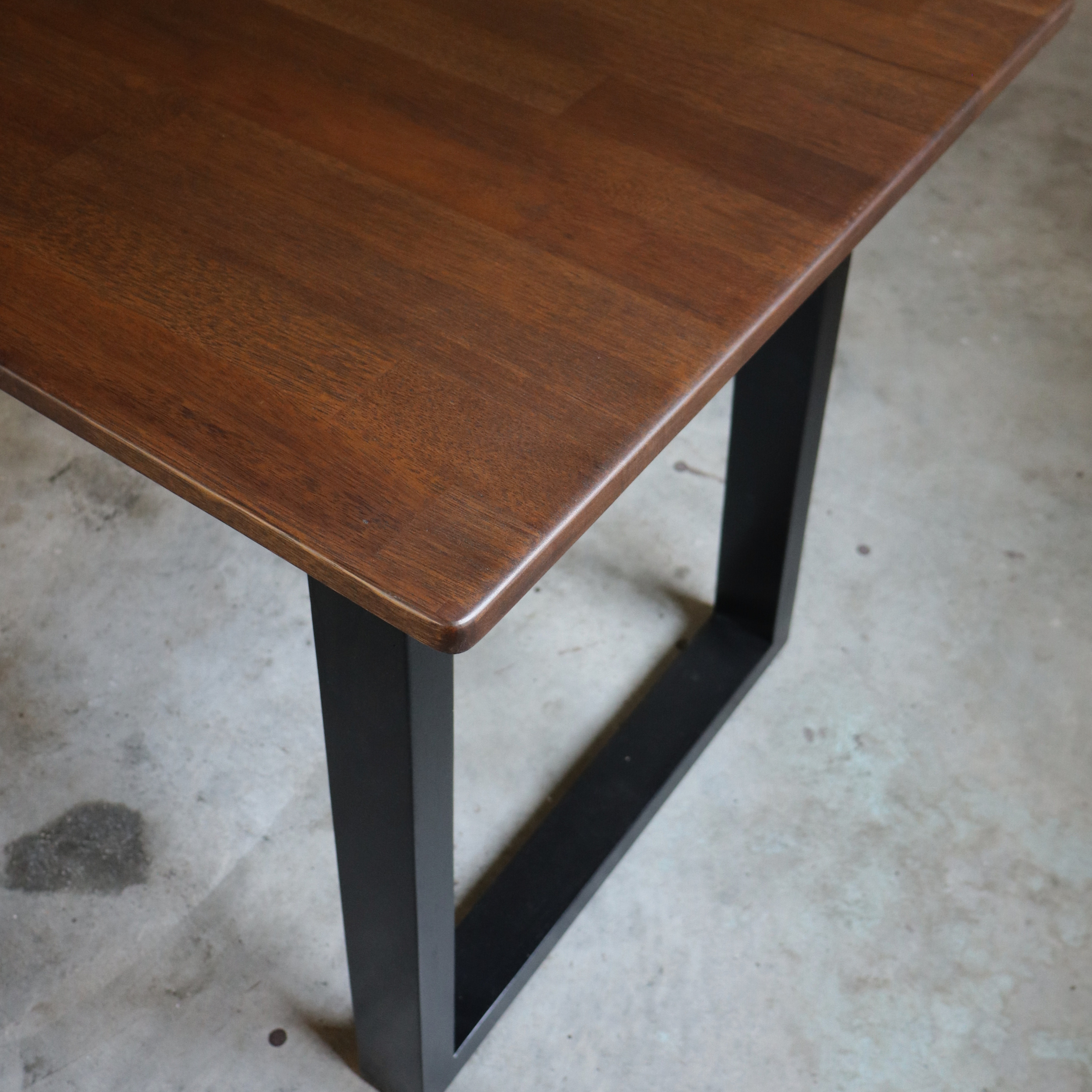 JERRY L Table