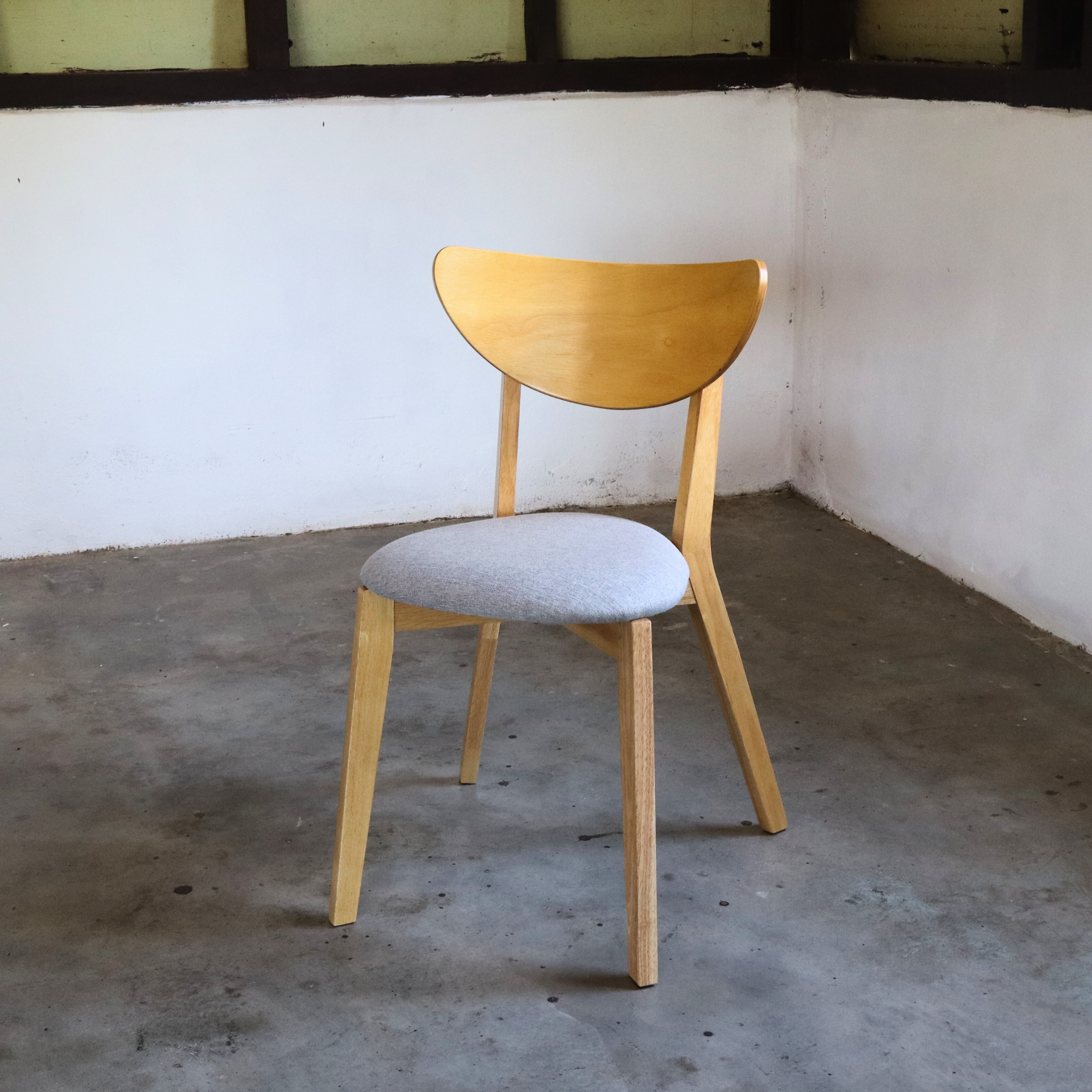 OLIVIA Chair