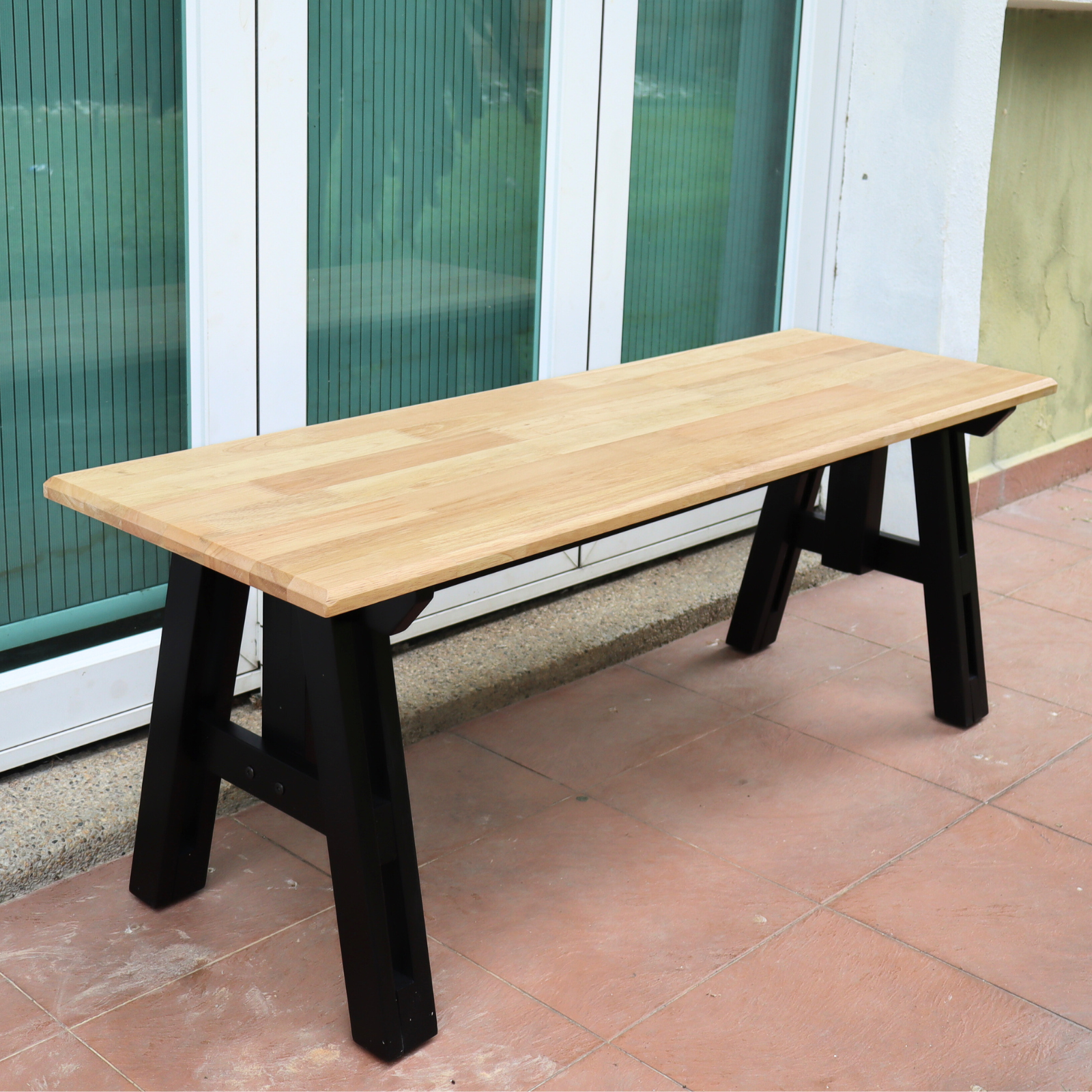 Silko Bench
