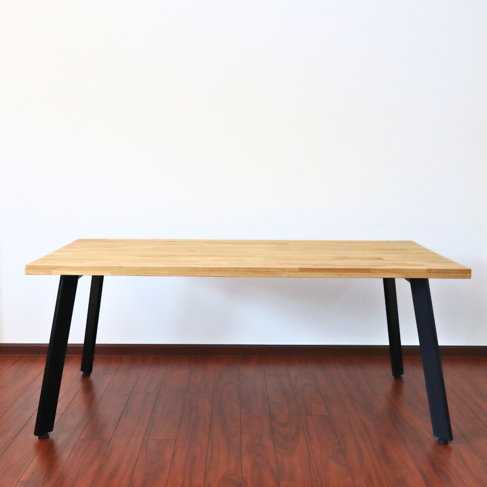 TATSUO Table