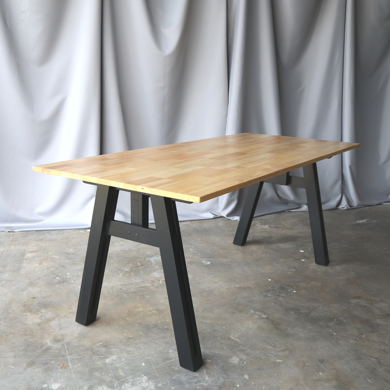 SILKO XL Table