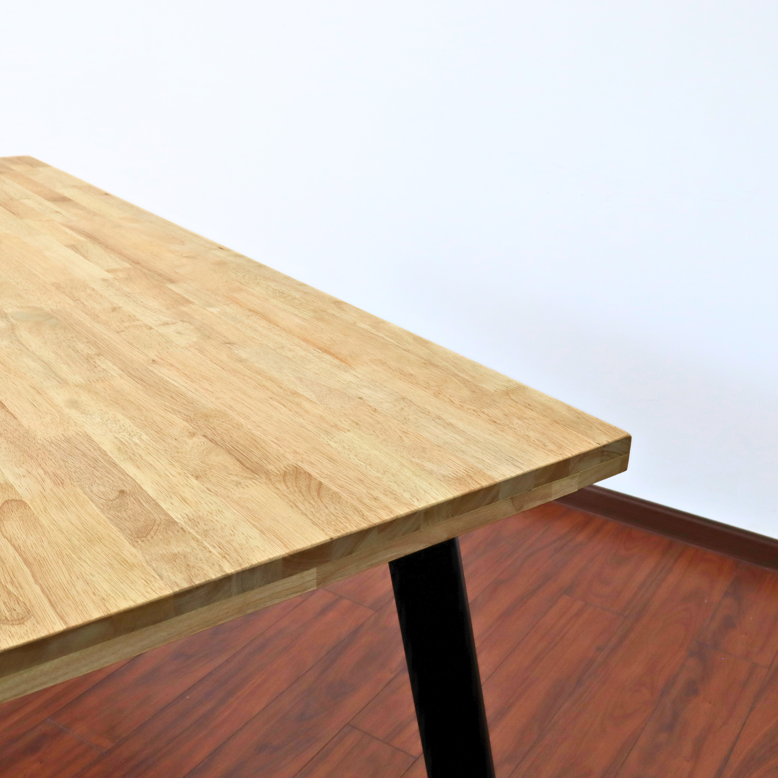 TATSUO Table