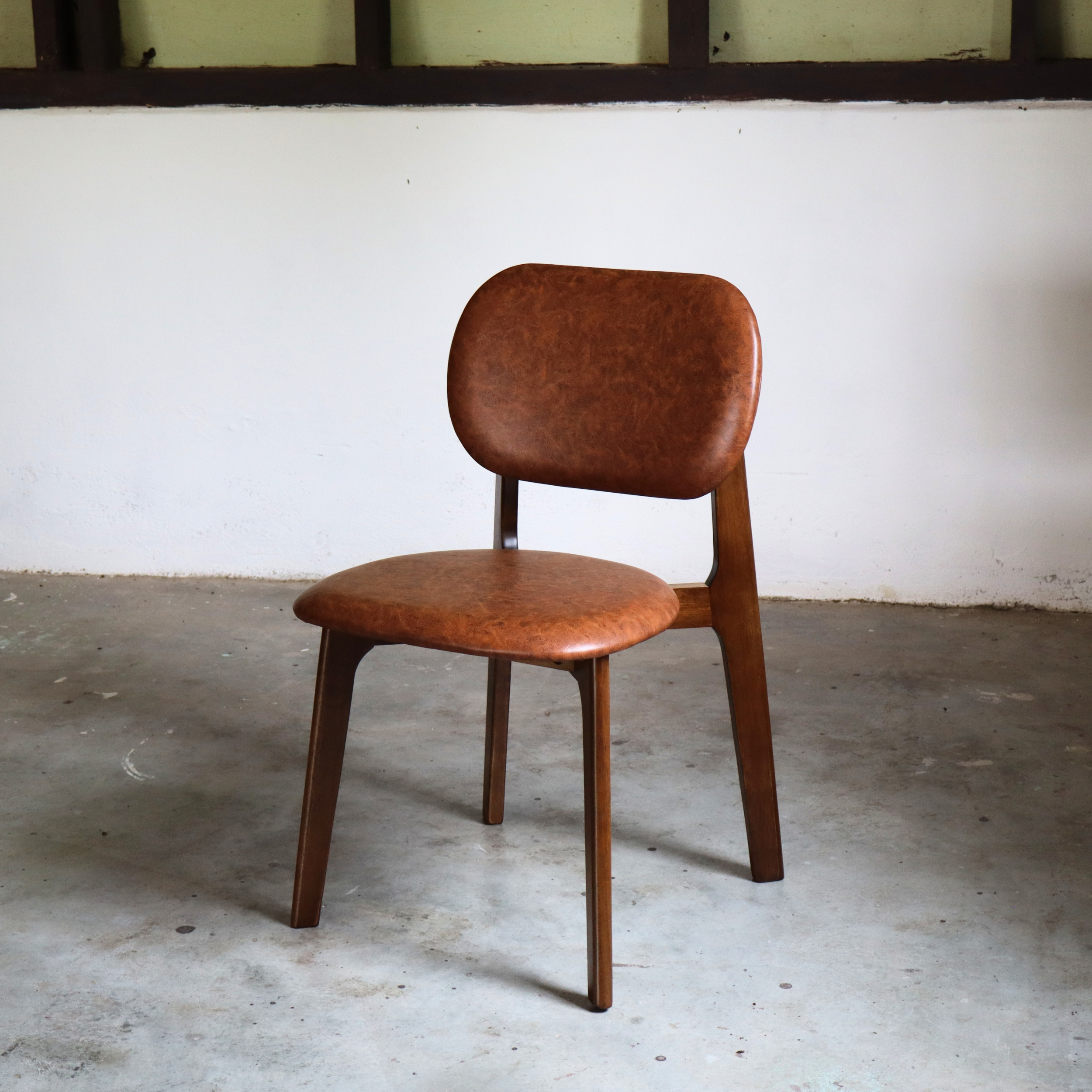 LINDA Chair