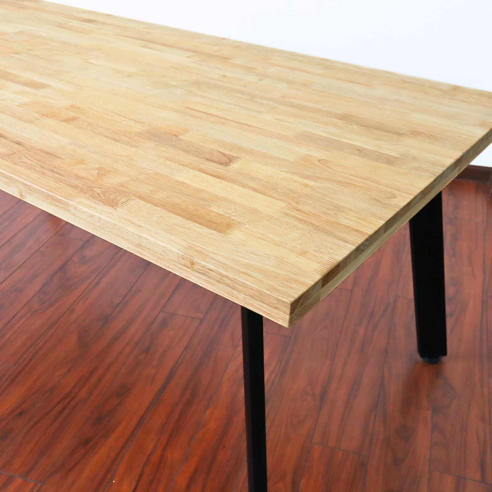 TATSUO Table