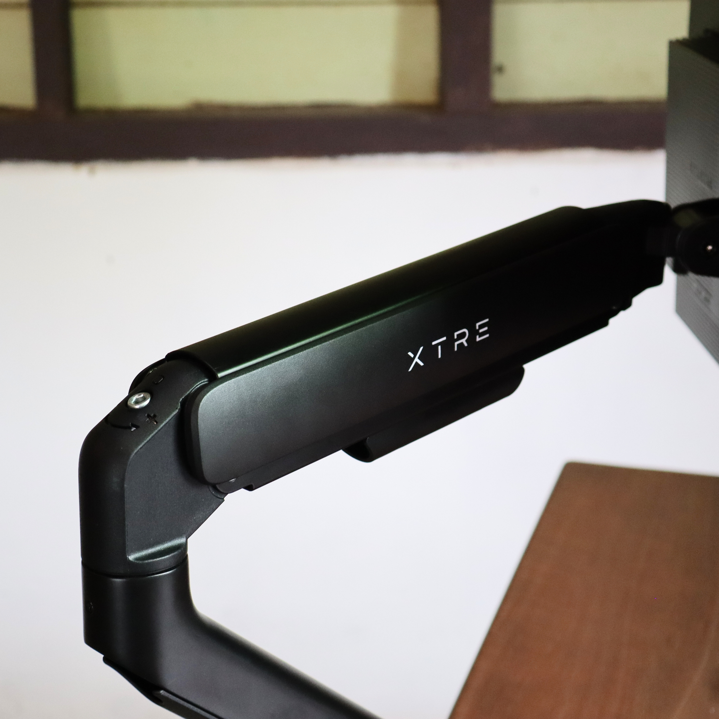 XTRE Monitor Arm