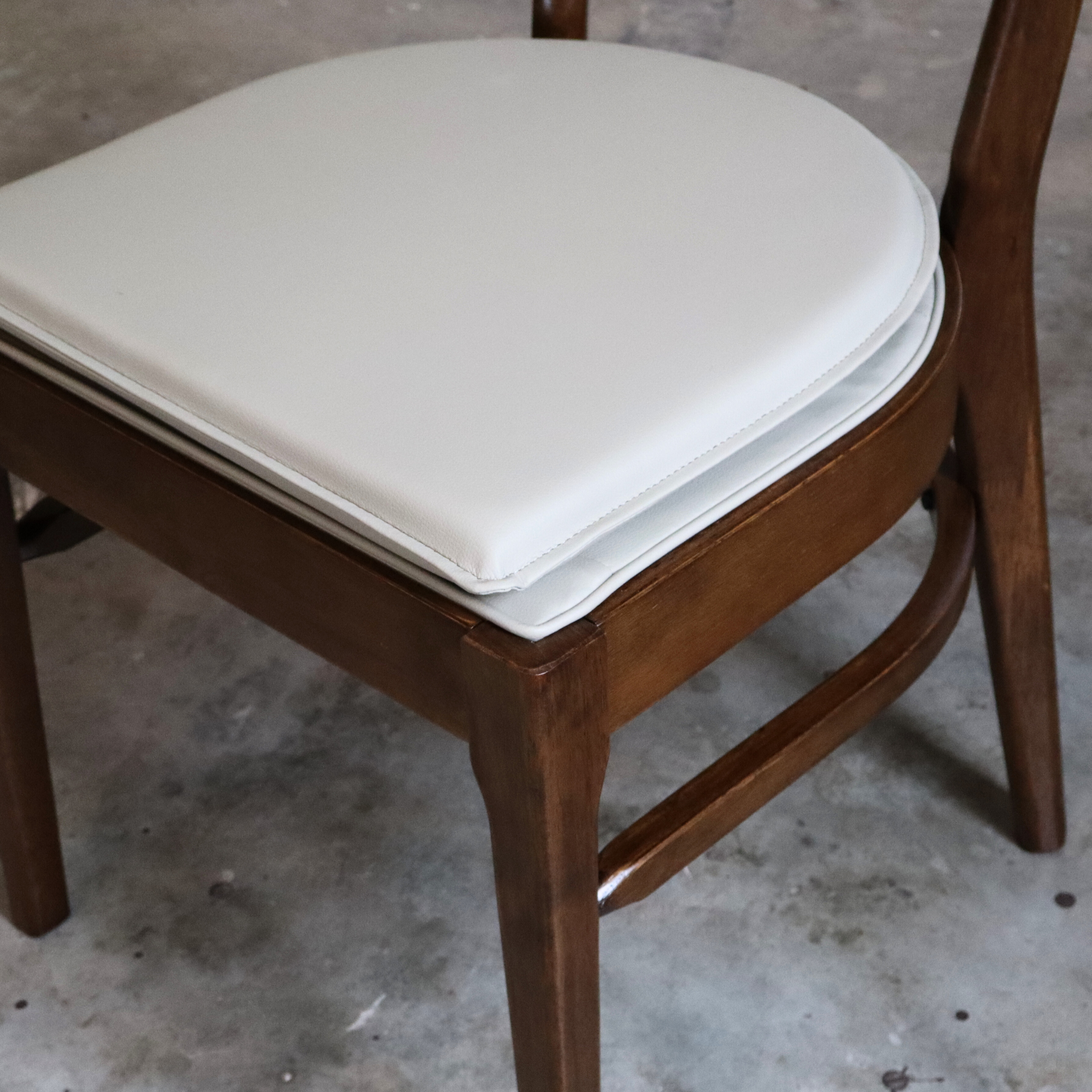 JOY Chair (Pre-order)