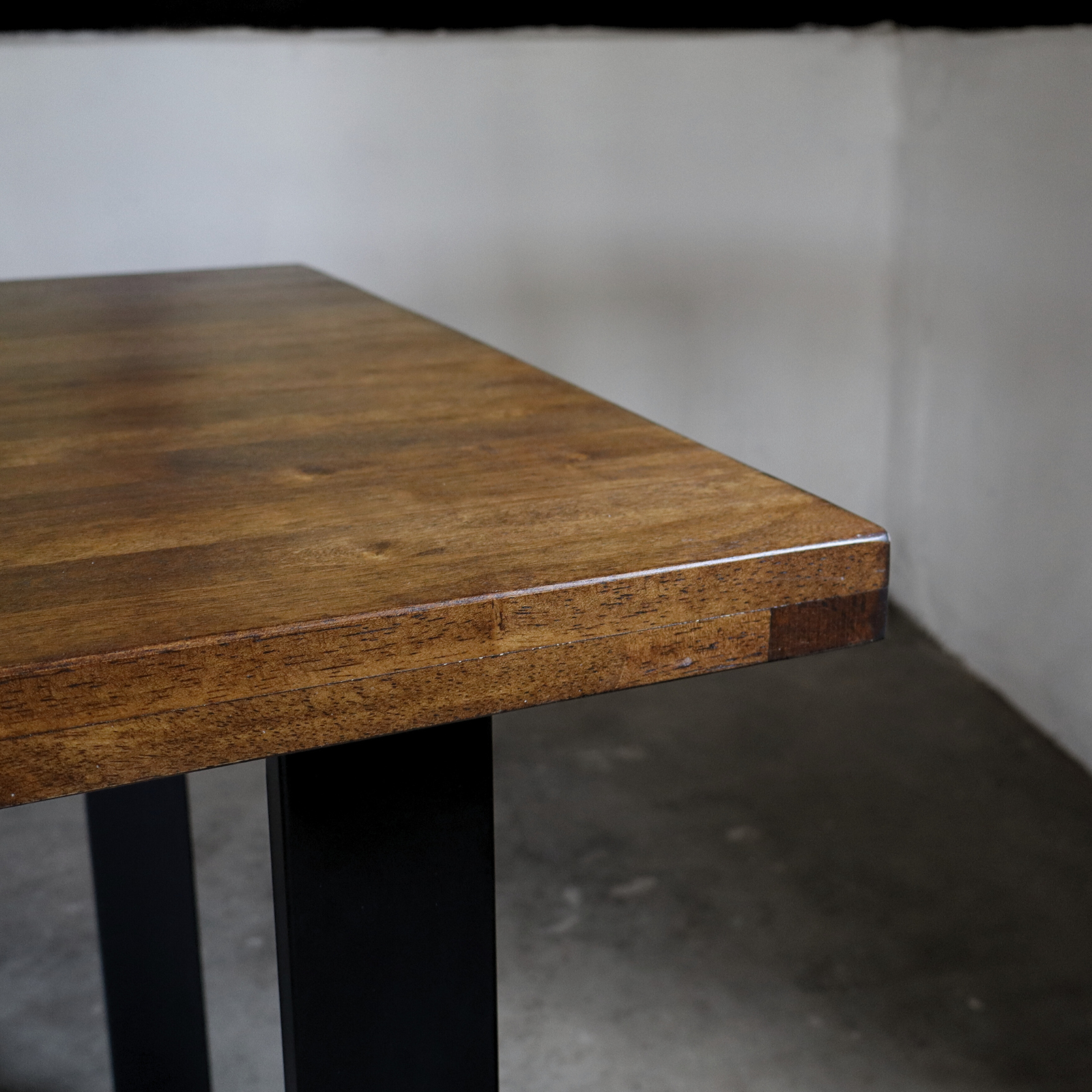 Solid Rubberwood Tabletop