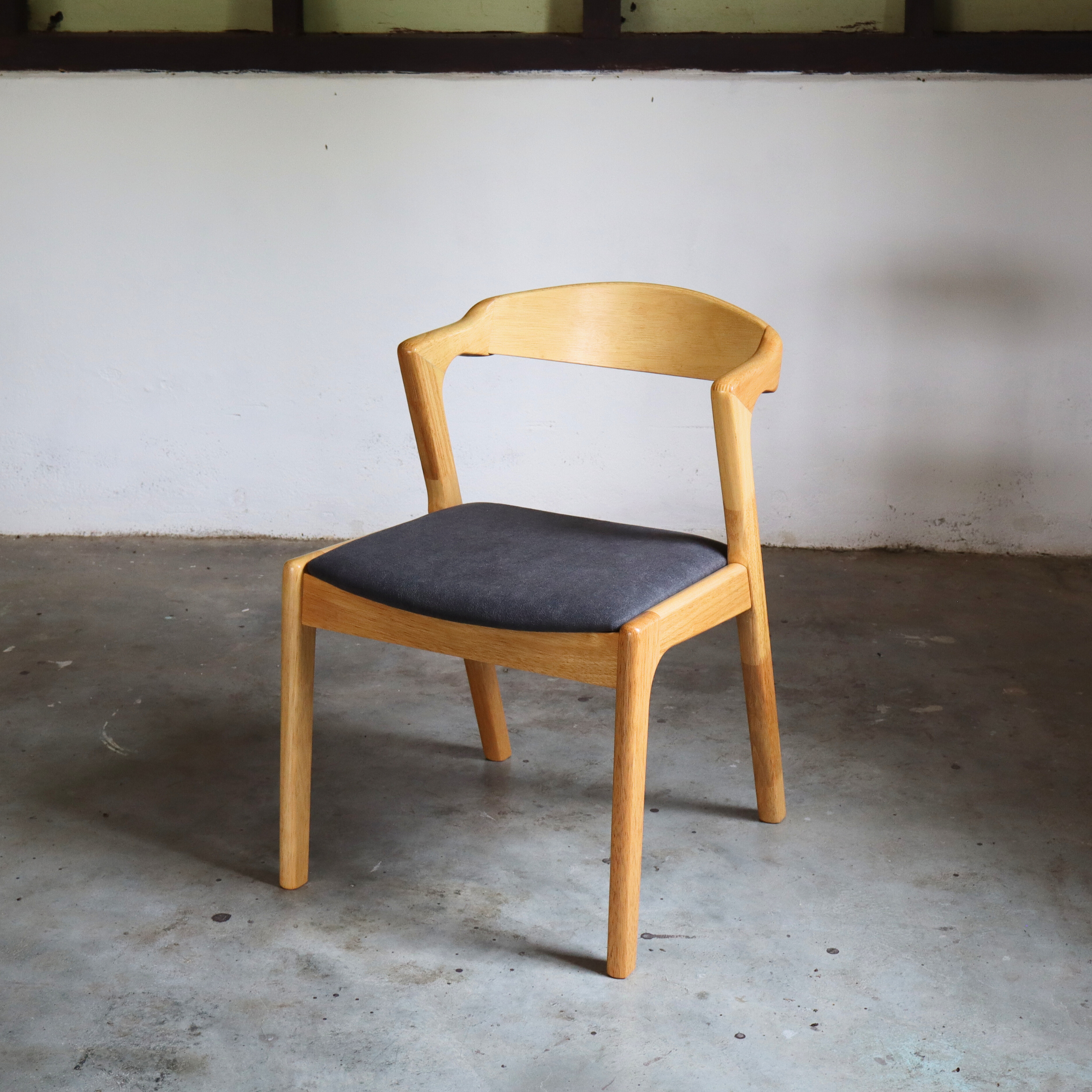 DARREN Chair