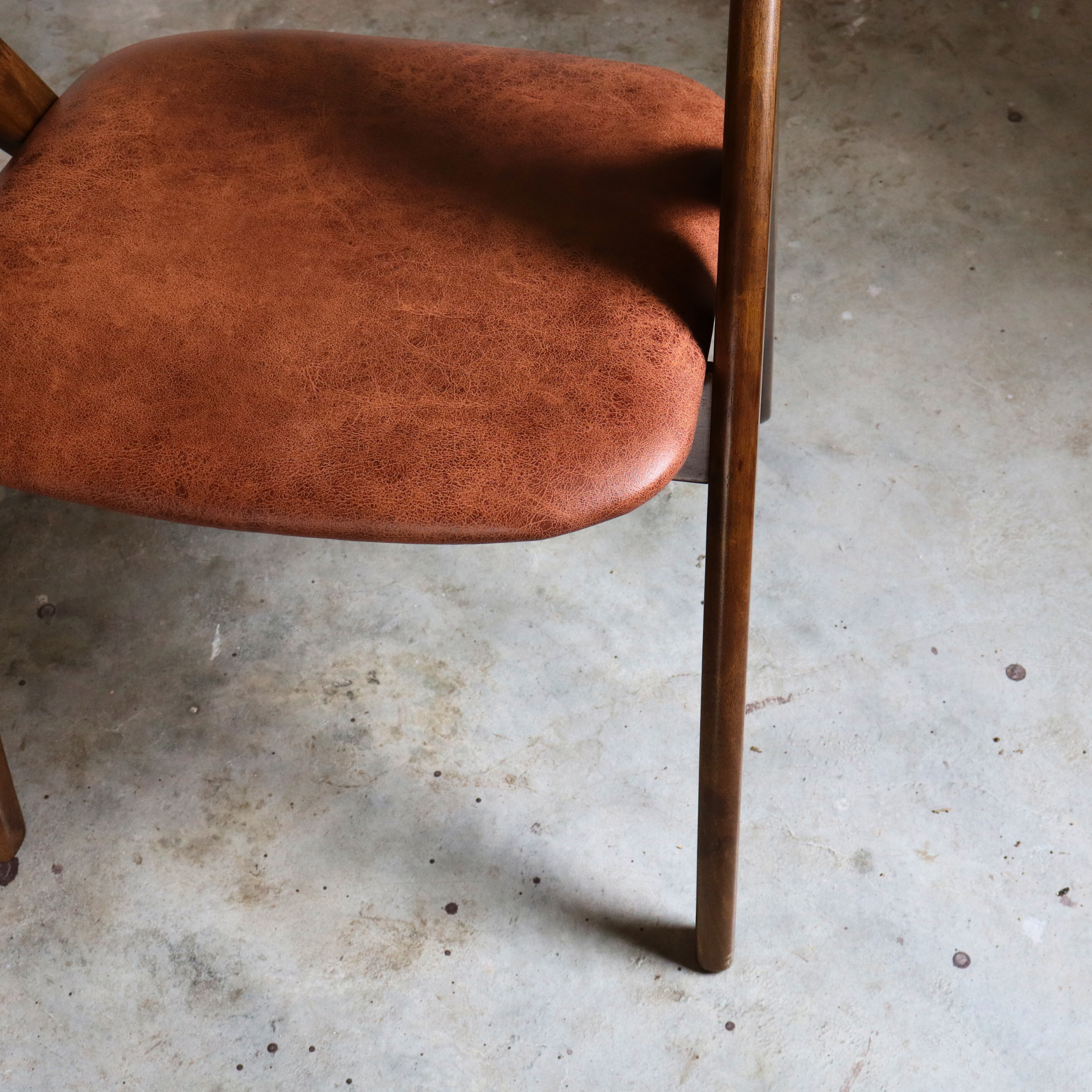 AMEL Chair