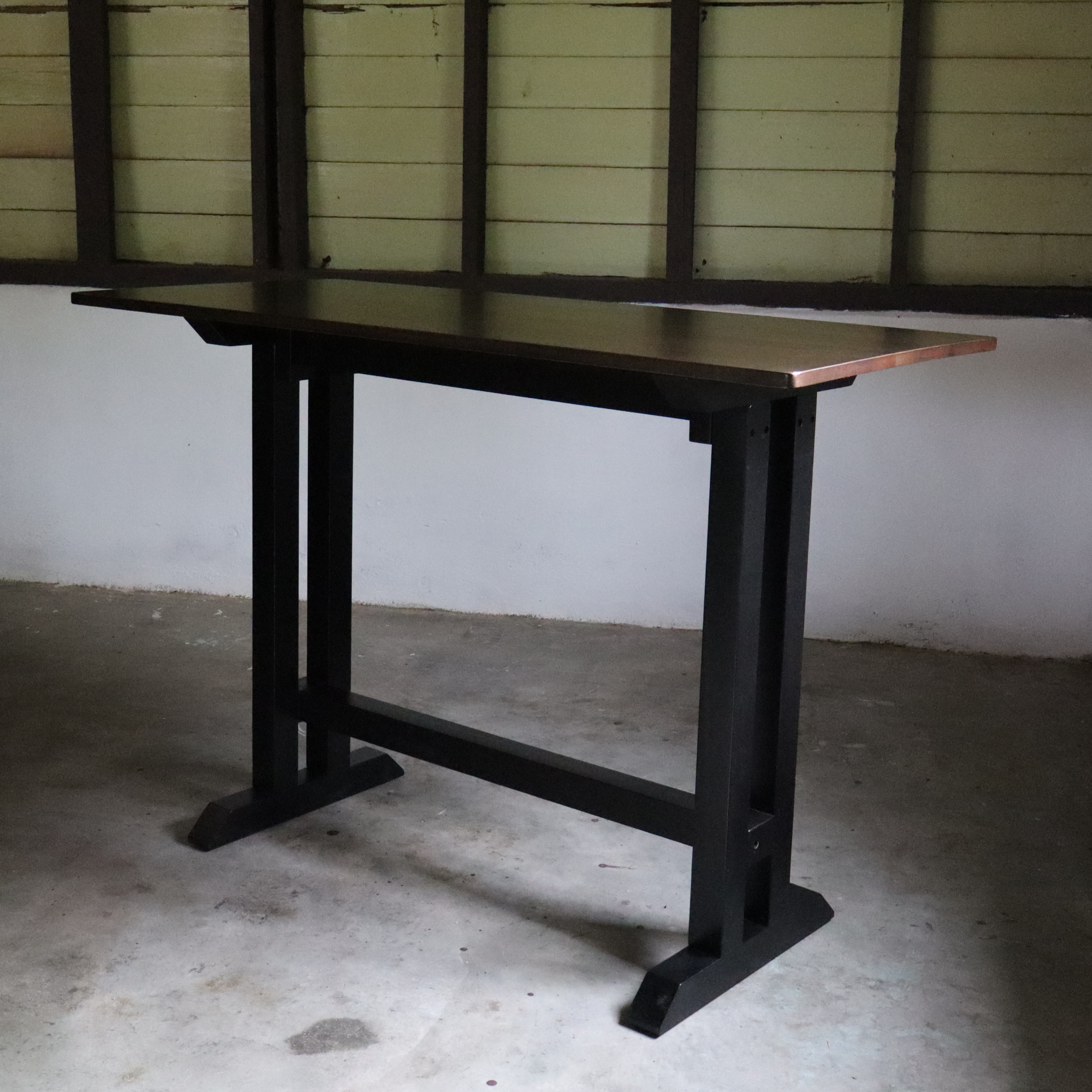 BARLOC Bar Table