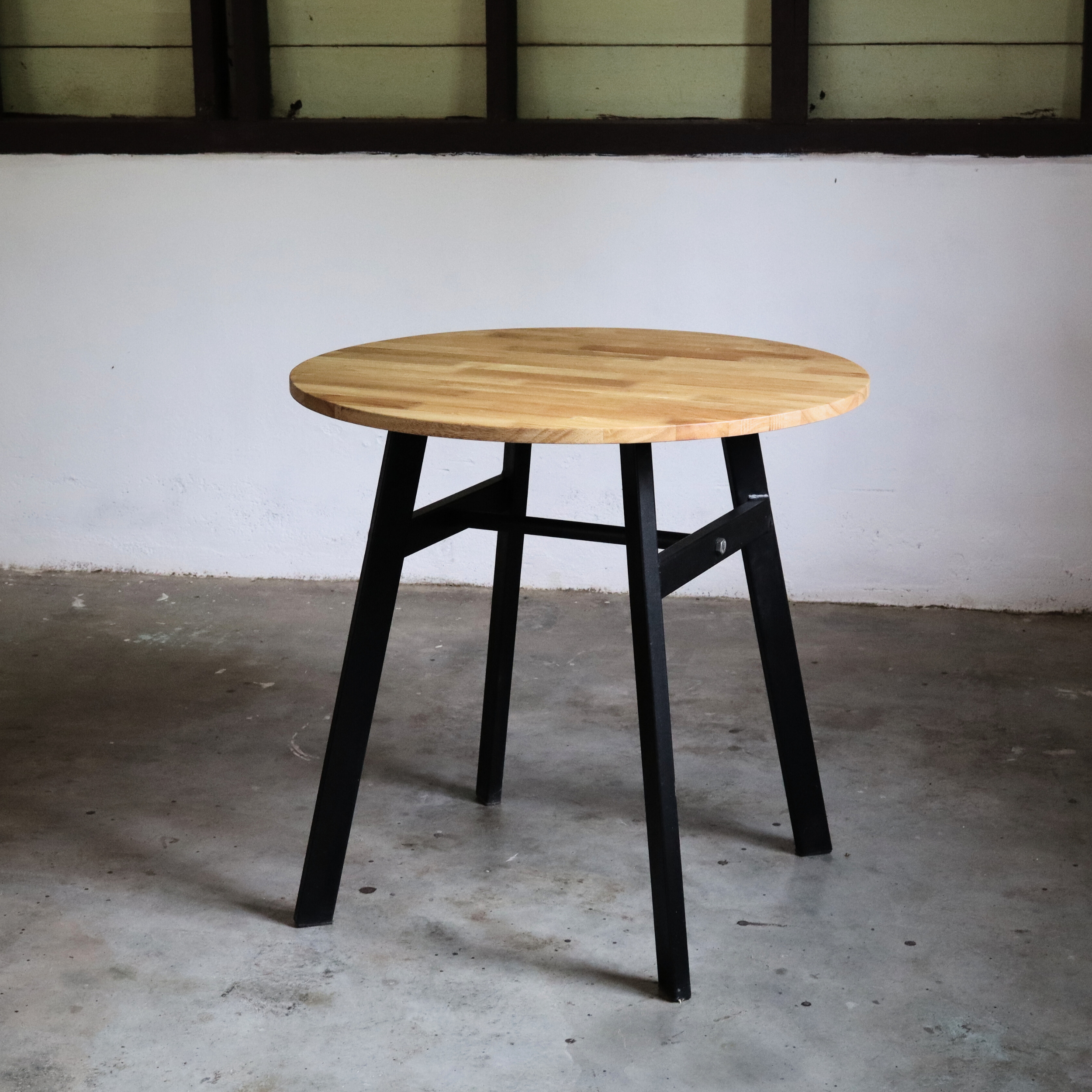 LUCKS Table - Rectangle / Square / Round