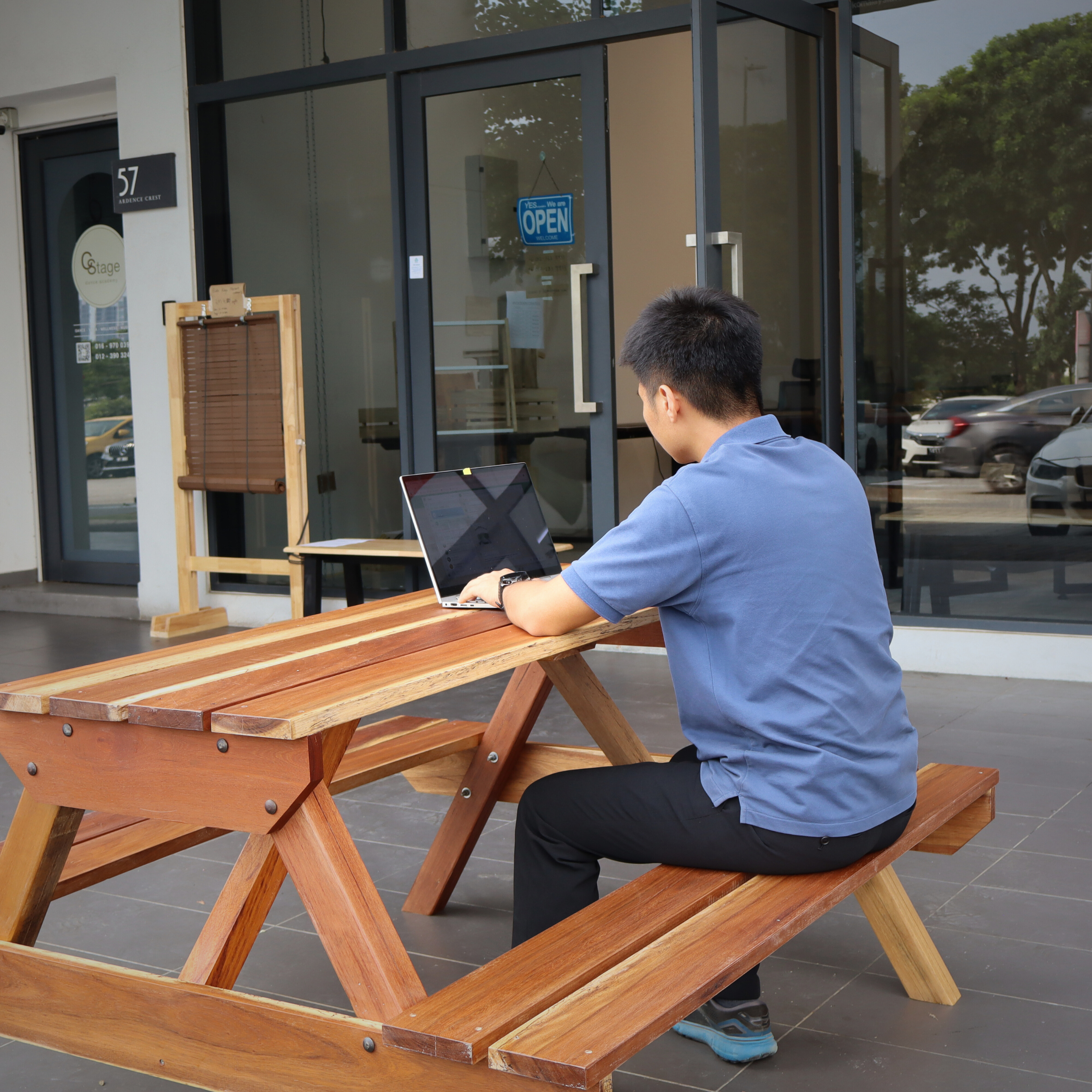 Keranji Picnic Bench