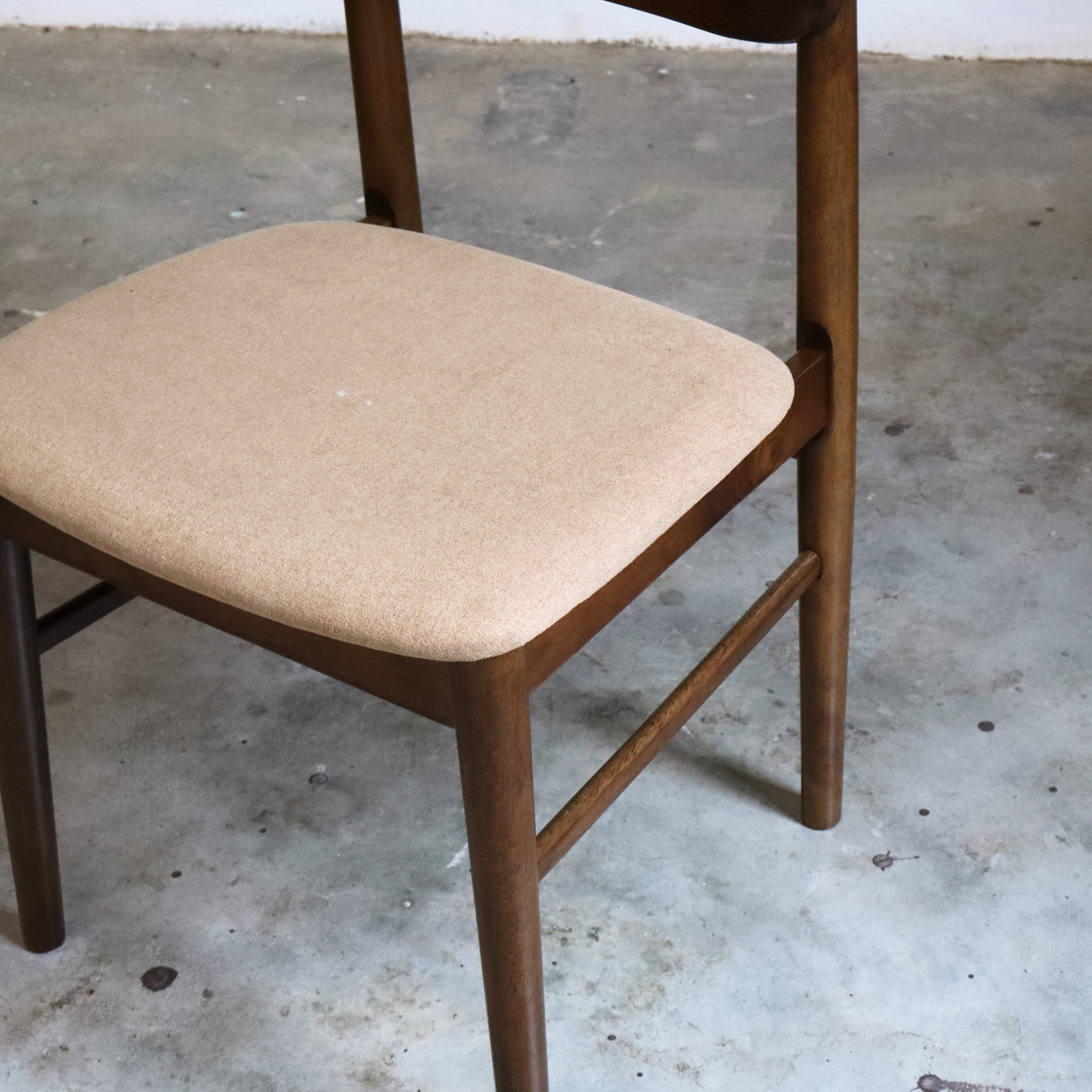 CLASSIC Chair