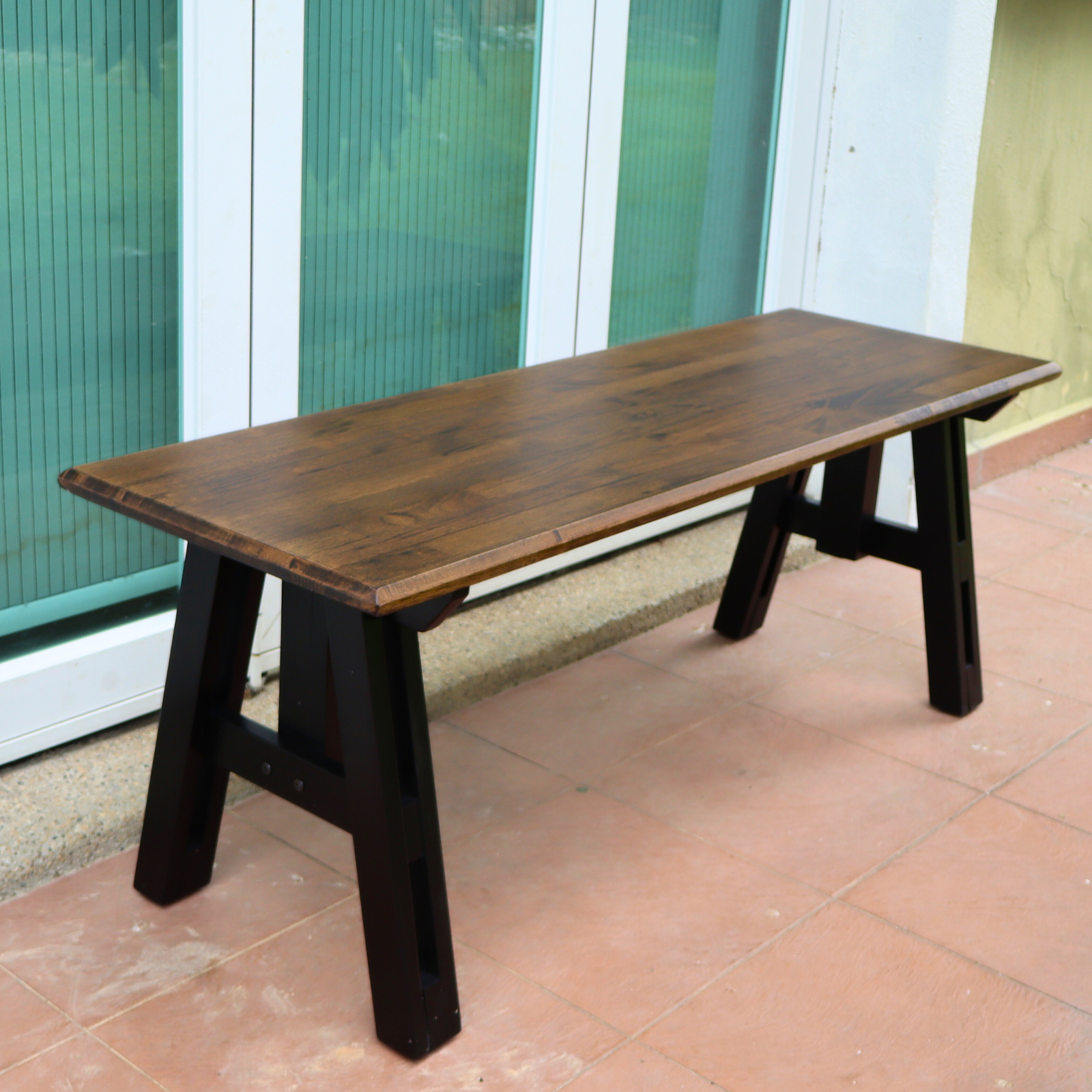 Silko Bench made of Rubberwood