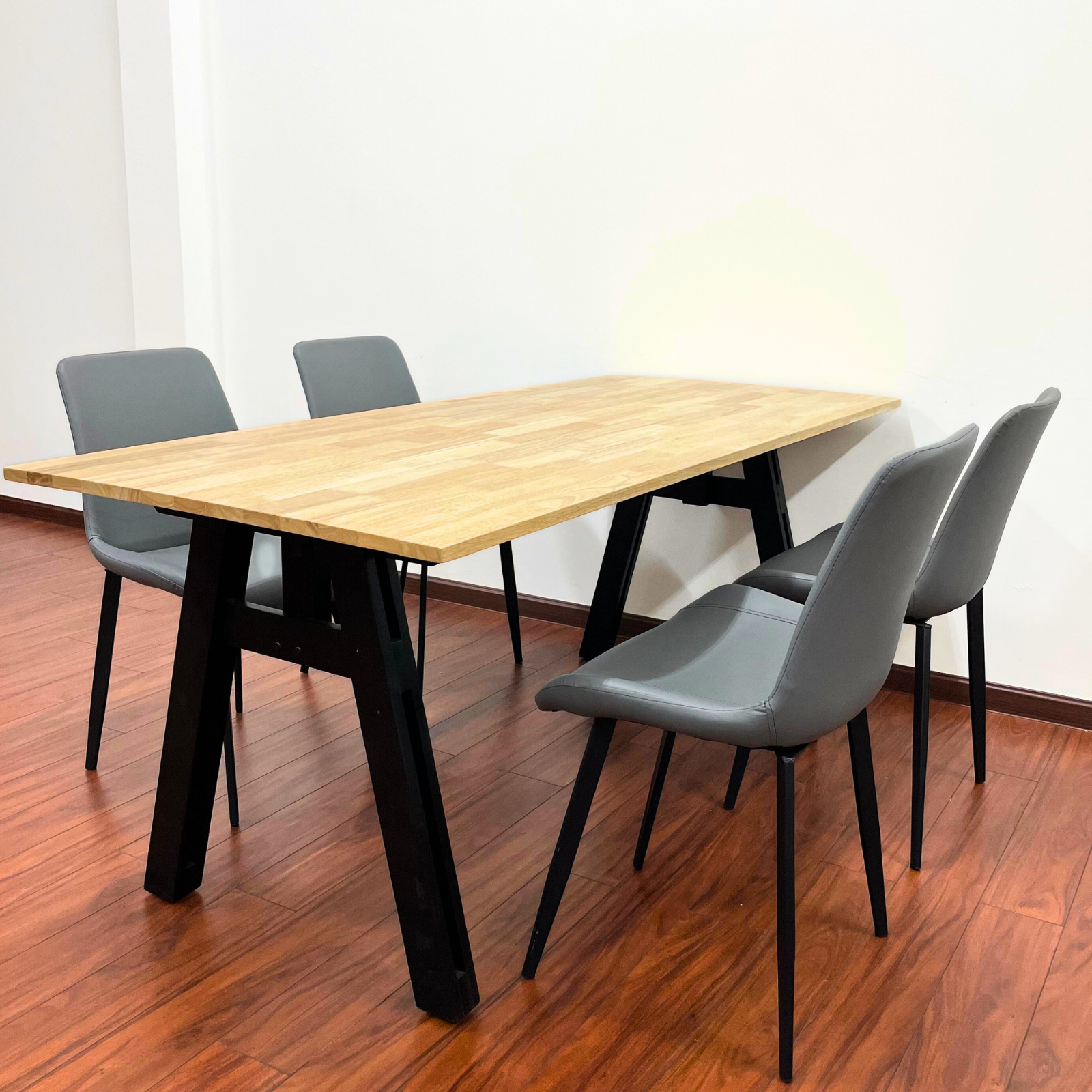 SILKO XL Table